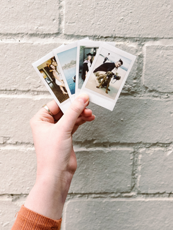 Add-On: Personalised Polaroid
